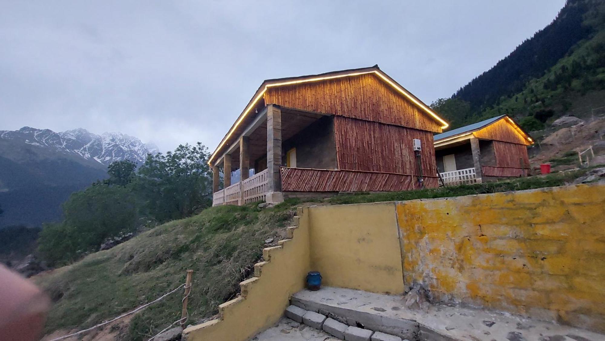 Khana Badosh Resort Kalam Zewnętrze zdjęcie